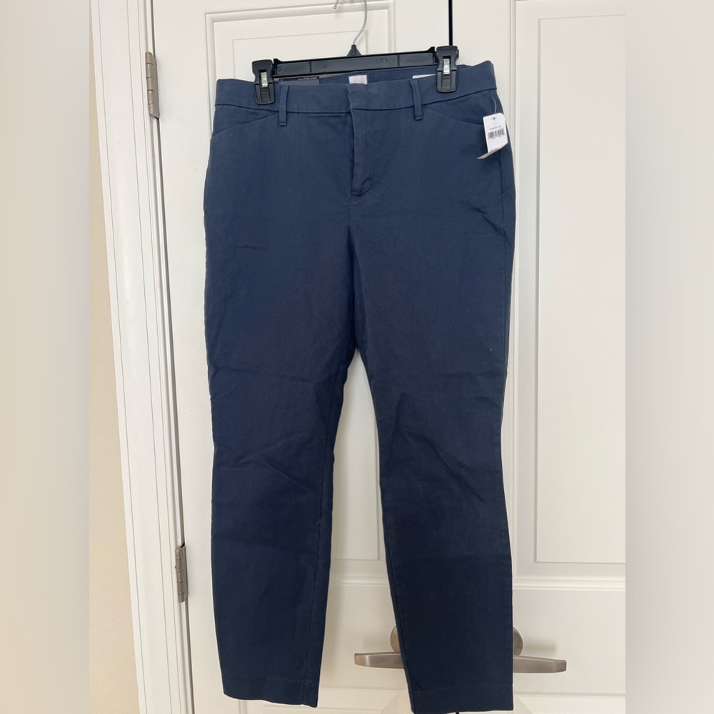 Gap NWT signature skinny ankle pant